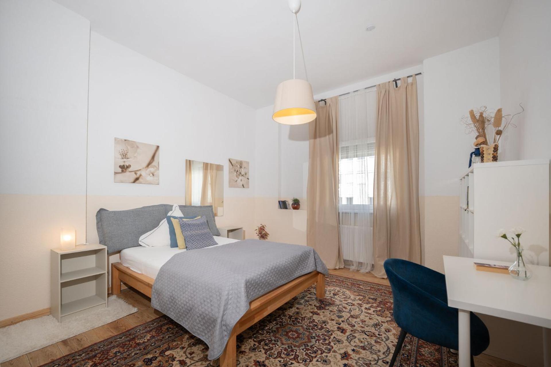 Séjour chez l'habitant Charmante In Der Stadt *
